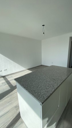 SEMIPISO 2 amb a Estrenar c/BALCON 