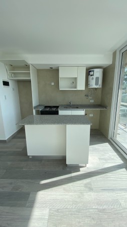 SEMIPISO 2 amb a Estrenar c/BALCON 