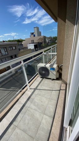 SEMIPISO 2 amb a Estrenar c/BALCON 