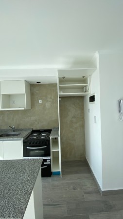 SEMIPISO 2 amb a Estrenar c/BALCON 