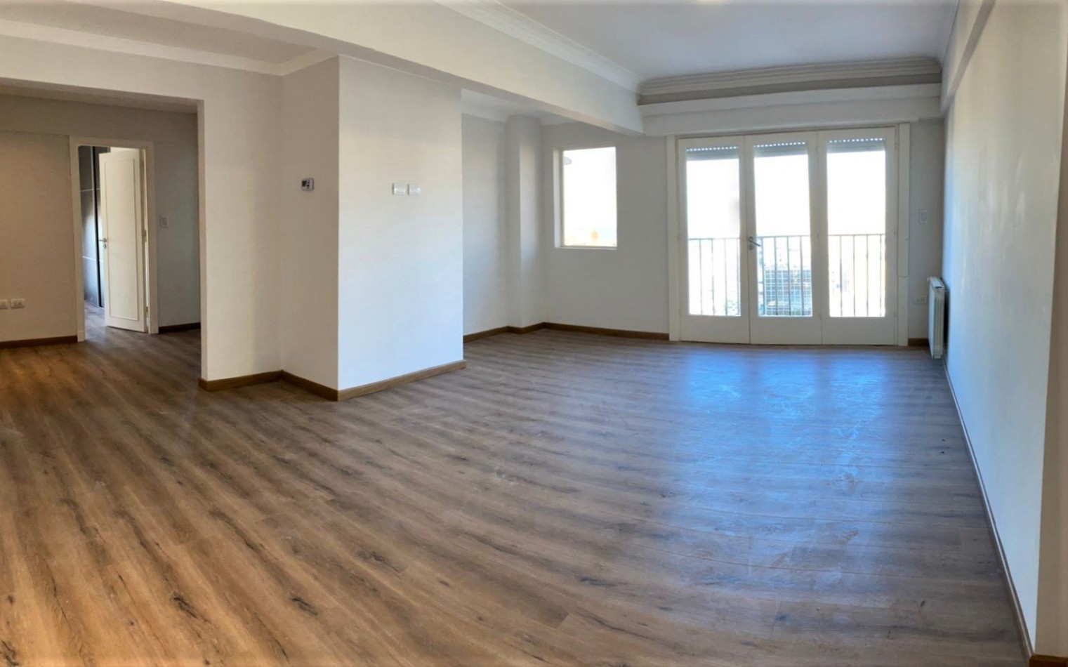 DEPARTAMENTO de 4 Ambientes c/COCHERA