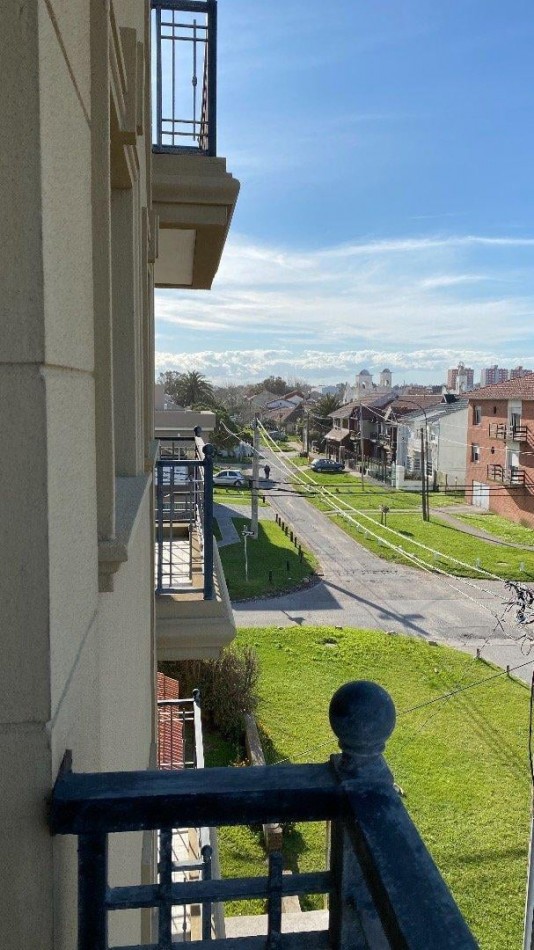 SEMIPISO 2 Ambientes frente al mar c/LAUNDRY, SOLARIUM y QUINCHO. CONSULTE POR COCHERA!
