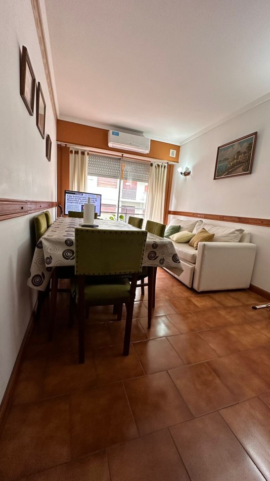 Departamento 2 Ambientes a la calle con balcon