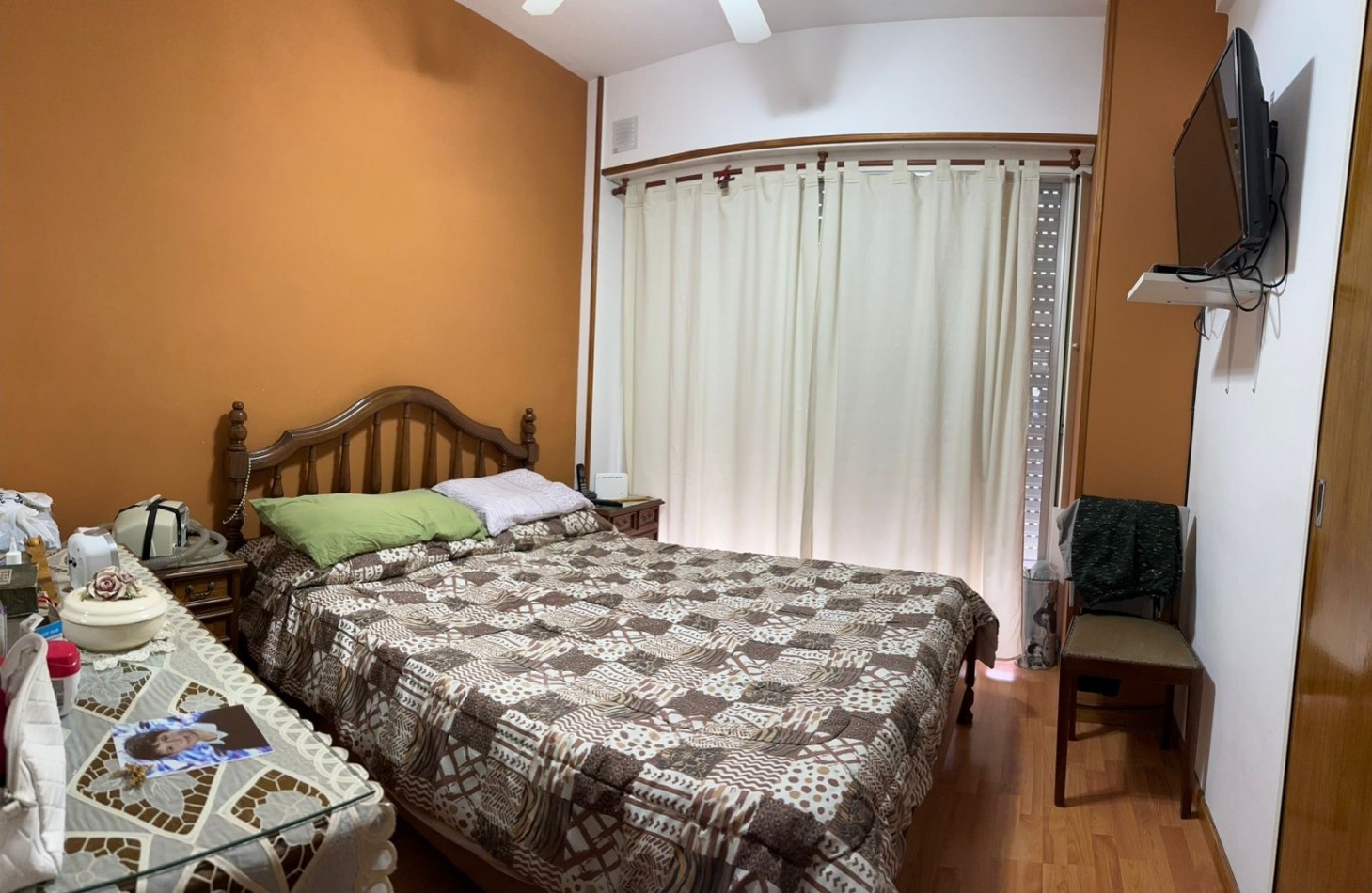 Departamento 2 Ambientes a la calle con balcon