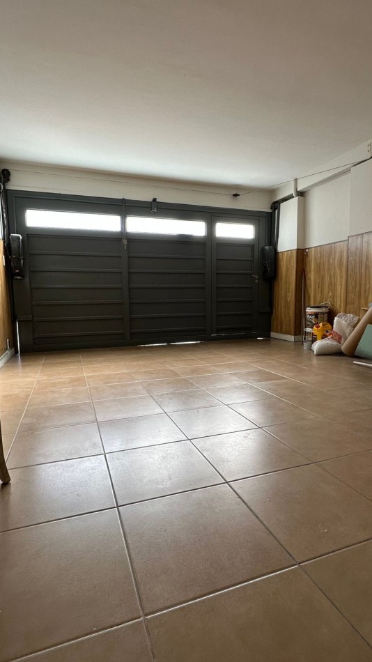 CHALET 4 AMBIENTES ( en PH totalmente independiente)