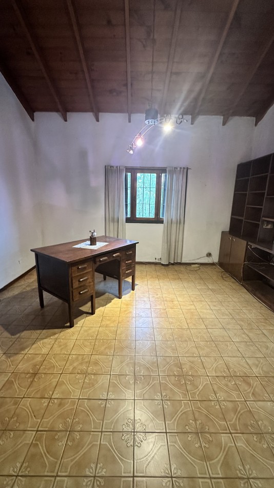 Chalet 6 Ambientes C/garage y Parque