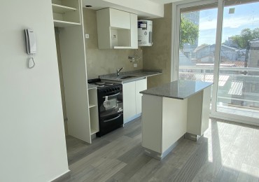 SEMIPISO 2 amb a Estrenar c/BALCON 